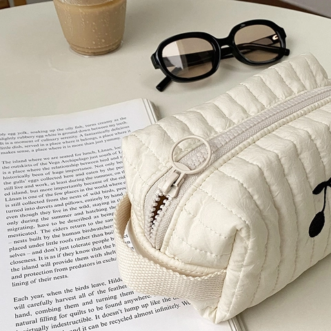 Quilted Cotton Makeup Bag With Cherry Embroidery Portable Zipper Toiletry Case Aesthetic Travel Cosmetic Storage Organizer
