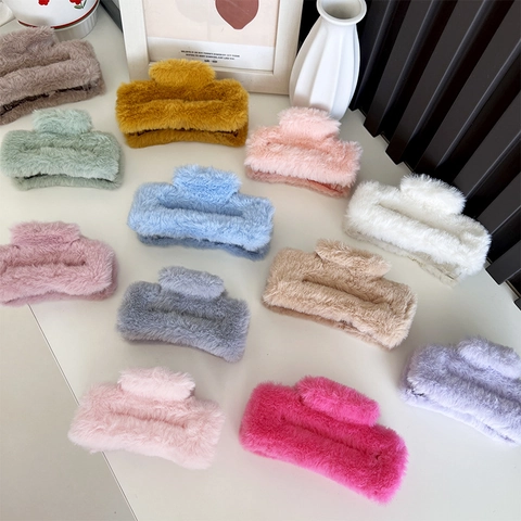 Plush Hair Claw Clip Square Large Shark Clips Faux Fur Fluffy Hair Accessories For Women Simple Korean Style Autumn Winter