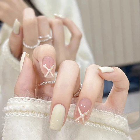 Press On Nails Square Gradient Creamy White Artificial Pearl Metal Beads Elegant French Style Reusable False Nails