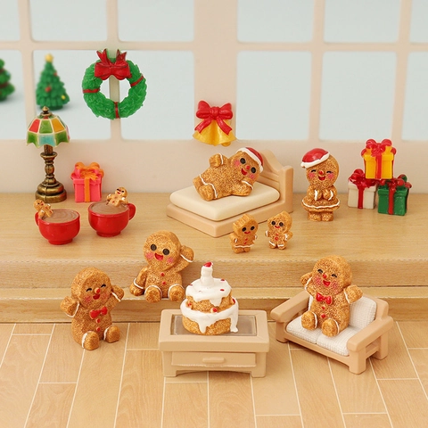 Resin Christmas Miniature Figurines Gingerbread Man Snowman Reindeer Micro Landscape Desktop Decoration Dollhouse Accessories