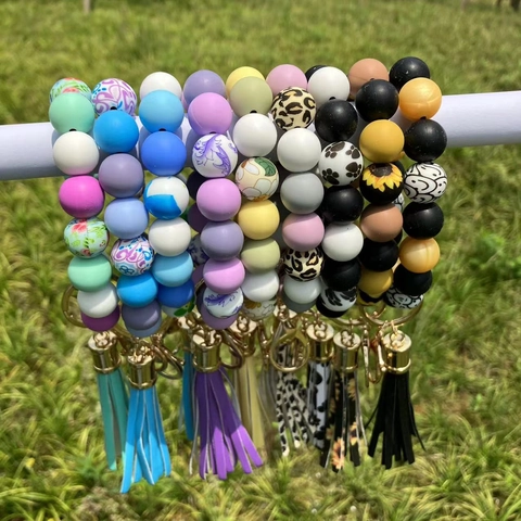 Silicone Beaded Keychain Bracelet For Women Printed Leopard Sunflower Pattern Elastic Wristlet Key Ring With Tassel PU Charm
