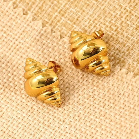 Pendientes De Tuerca Conch Baño Oro 18K Acero Inoxidable 304 Concha Espiral Estilo Croissant Impermeable Para Mujeres