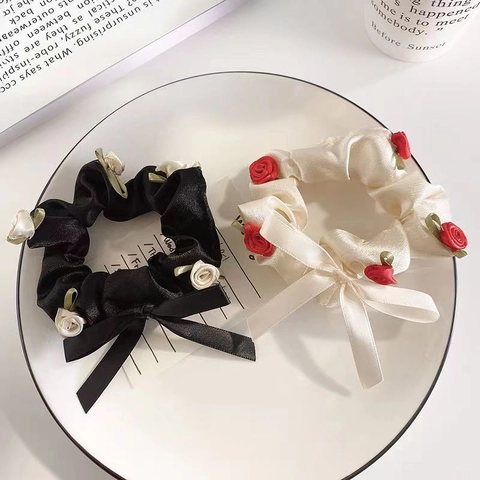 Eleganter Satin Haargummi Mit 3D Rosenblüte Und Schleifenband Französischer Romantischer Haarschmuck Für Damen