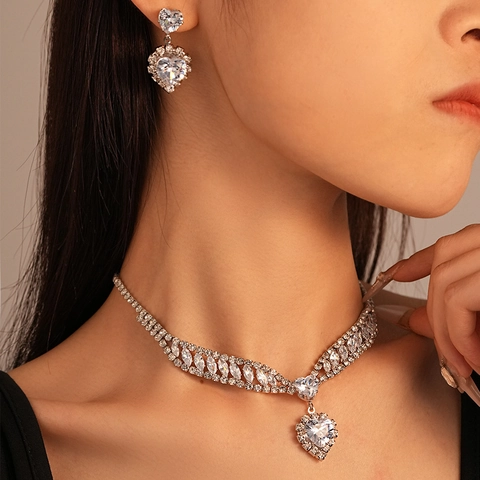 Eleganti Gioielli Pendente Cuore Collana Orecchini Zircone Strass Perno Argento Per Banchetto