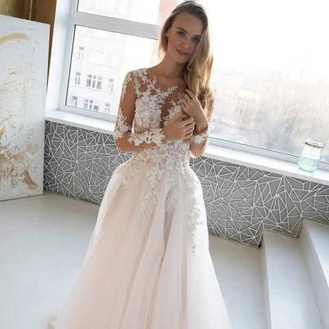 Elegante Abito Da Sposa Maniche Lunghe Scollo V Pizzo Rete Linea A Strascico Boho Per Fidanzamento Matrimonio Spiaggia