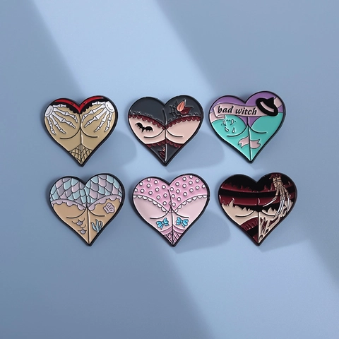 Punk Gothic Enamel Heart Brooch Pin Halloween Witch Bat Skeleton Hand Zinc Alloy Badge For Clothing Scarf Unisex Jewelry