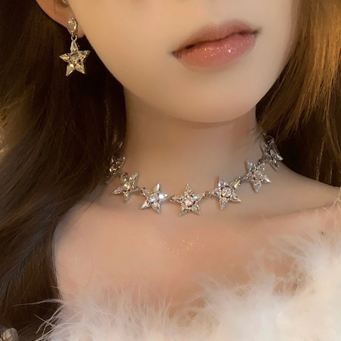 Strass Stern Anhänger Halskette Und Hängeohrringe Mit Silbernem Ohrstecker Glänzend Eleganter Modeschmuck Für Damen