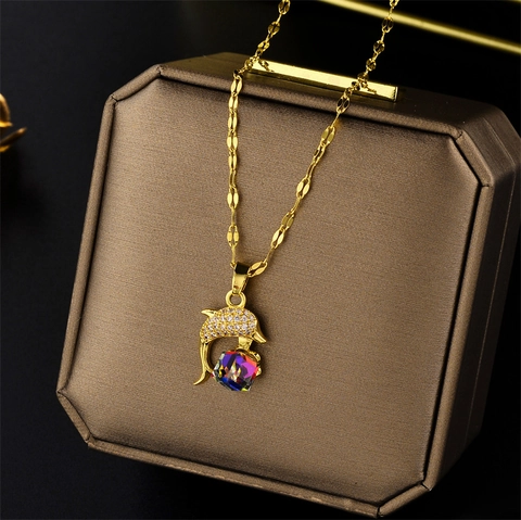Collier Pendentif Dauphin en Acier Titane Avec Strass Irisé pour Femmes Plaqué Or Bijoux Animaux Cube Magique