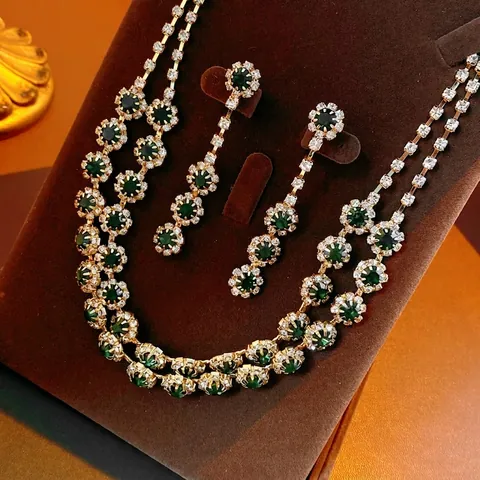 Elegant Vintage Palace Style Flower Necklace And Drop Earrings Jewelry Copper Rhinestone Double Layer Women