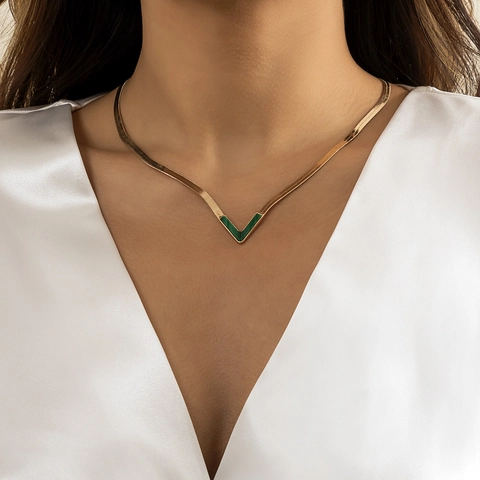 Collana Pendente V Acciaio Inossidabile 316L Placcato Oro 18K Catena Piatta Serpente Gioielli Conchiglia Donna