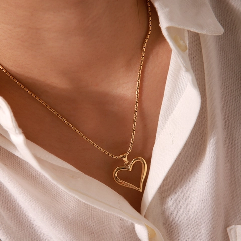 Halskette Damen Edelstahl Herz Anhänger Hohl Vergoldet Boxkette Minimalistischer Schmuck Wasserdicht Farbfest