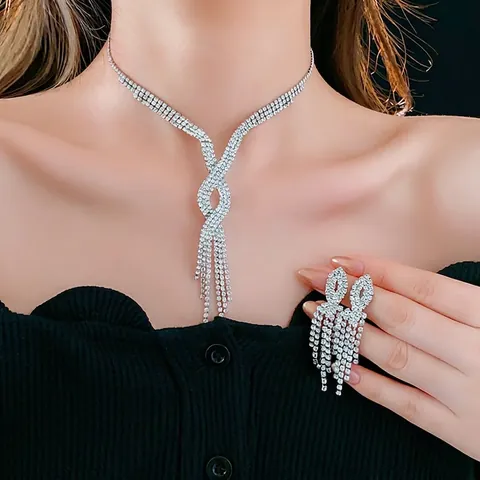 Collana E Orecchini Con Nappine In Strass Di Lusso Lega Placcata Argento Stile Francese Gioielli Per Donne Glamour