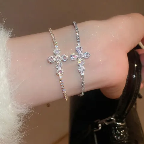 Zirkon Vlinder Kruis Hanger Armband Koper Verstelbare Schuifsluiting Sieraden Cadeau Voor Vrouwen Luxe Mode