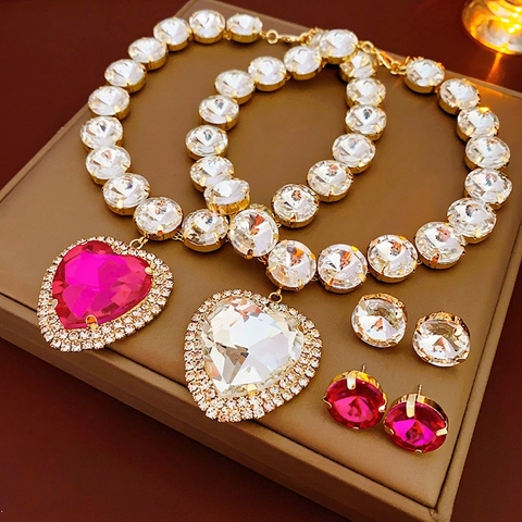 Collana Con Pendente A Cuore Di Lusso E Orecchini Gioielli In Cristallo Tondo In Lega Con Strass Per Donne