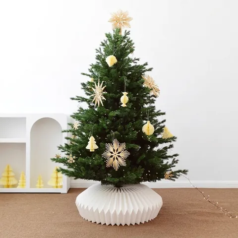 Weiße Plissierte Weihnachtsbaumdecke Moderner Papier Weihnachtsbaumständer Abdeckung Minimalistische Feiertagsdekoration