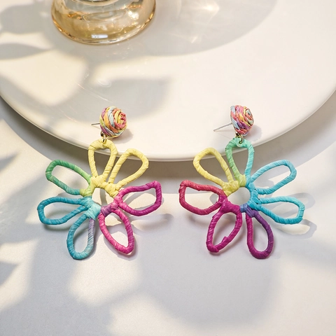 Flower Drop Earrings Hand-Woven Raffia Hollow Petal Bohemian Summer Vacation Style Jewelry For Women