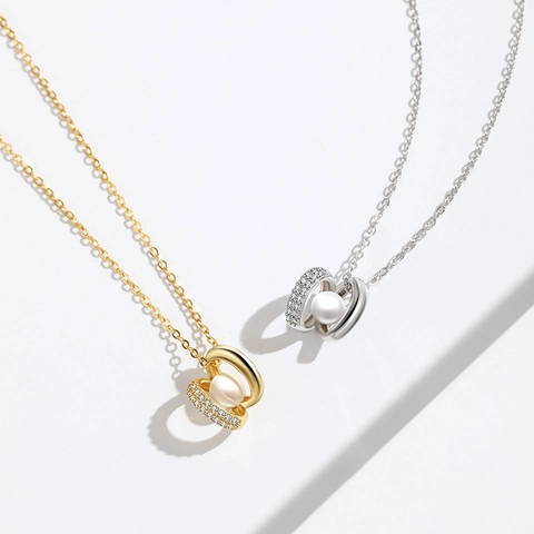 Collana Pendente Perla Acqua Dolce Argento Sterling 925 Doppio Anello Intrecciato Micro Pavé Zirconia Gioielli Donna