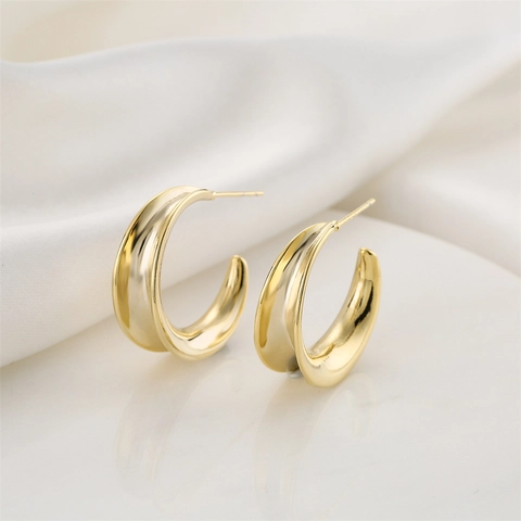 Orecchini A Cerchio Geometrici A Forma Di C Rame Placcato Oro 14K Con Perno In Argento 925 Gioielli Minimalisti Donne
