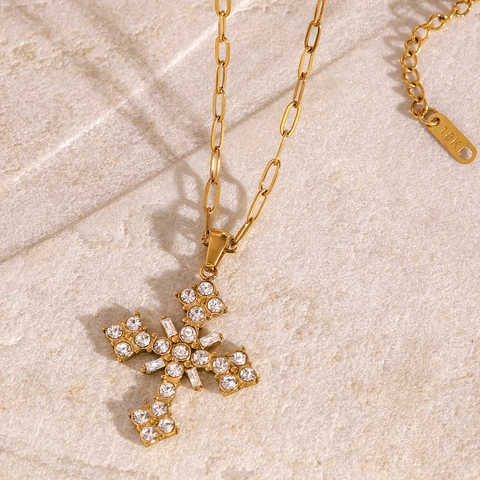 18K Gold Plated Stainless Steel White Zircon Cross Pendant Necklace Paperclip Chain Waterproof For Women