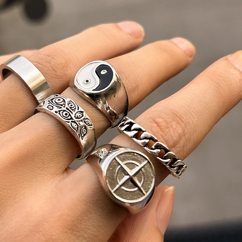 Vintage Legierung Ringe Herren Tai Chi Stern Teufelsauge Kette Kompass Hip Hop Street Style
