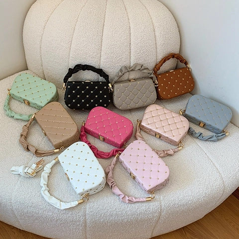 Women Quilted PU Leather Crossbody Bag Ruched Handle Golden Flower Rivet Elegant Small Square Handbag Daily Fashion