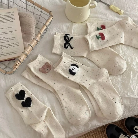 Damen Crew Socken Baumwollmischung Konfetti Strick Süße Cartoon Tier Frucht Stickerei Schleife Herz Dekorativ Lässig