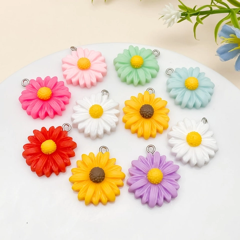 Resin Daisy Flower Pendants Simulation Charms For DIY Jewelry Making Keychain Earring Accessories Multi Color Cute Style