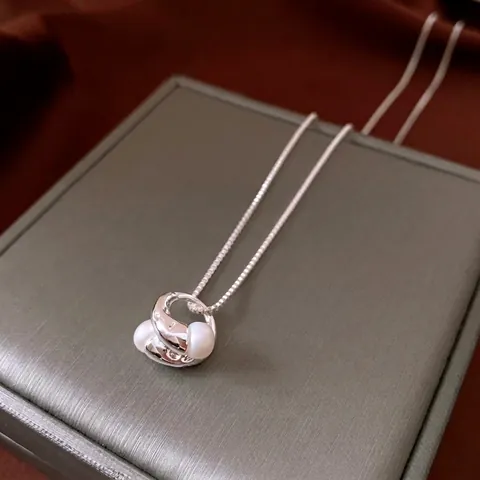 Collana Con Pendente Di Künstliche Perle Rame Placcato Oro 18K Design Nodo Irregolare Catena Box Minimalista Elegante Per Donna