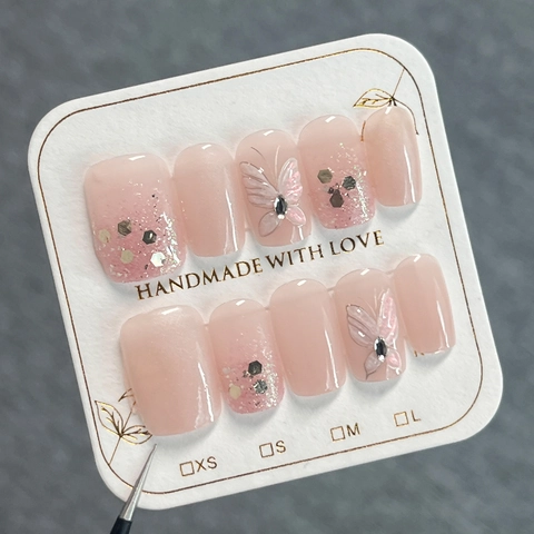 Handgemachte Rosa Verlauf Press On Nägel Mit 3D Schmetterling Und Glitzer Elegante Kurze Quadratische Künstliche Nägel Für Frauen