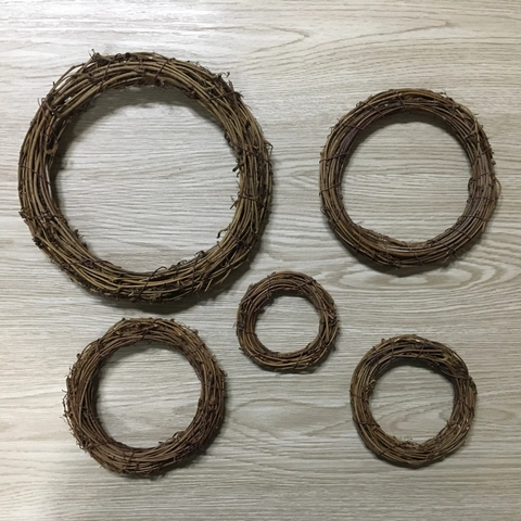Anello In Rattan Cerchio In Rattan Accessori Per Fioristi Fatto A Mano Decorazione Floreale Da Appendere Alla Porta Ghirlanda Floreale Decorazione Natalizia Anello Rotondo