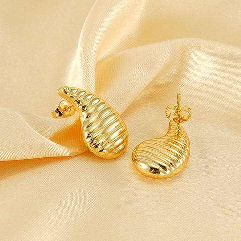 Orecchini A Lobo Goccia D'acqua Trama Increspata Placcato Oro 18K Acciaio Inossidabile 304 Stile Minimalista Retro Donna