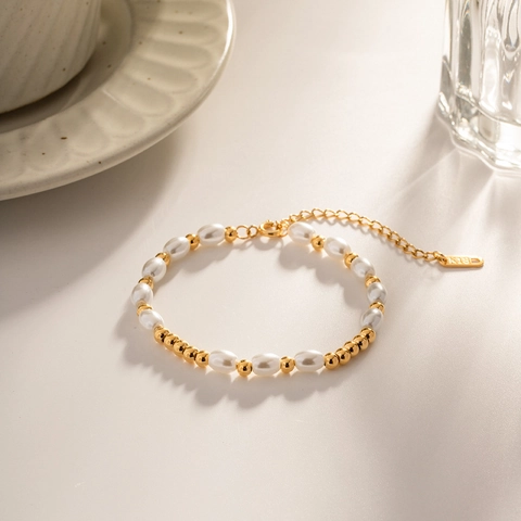 Bracciale Di Künstliche Perle In Acciaio Inossidabile Placcato Oro 18K Impermeabile Elegante Gioielli Di Moda Per Donna