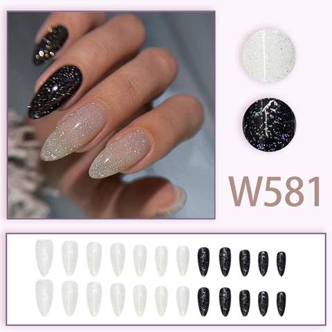 Lange Amandelvormige Kunstnagels Om Op Te Drukken Glitter Zwart En Wit Modieuze Kunstnagels Voor Dames