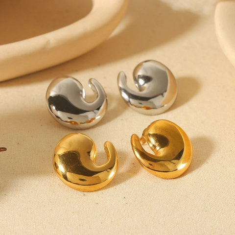 Chunky Comma Stud Earrings 18K Gold Plated Stainless Steel Minimalist Geometric Teardrop High Polish Fashion For Women