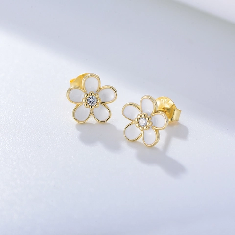 S925 Sterling Silver Flower Stud Earrings French Enamel White Daisy Rhinestone Inlaid Earrings Sweet Jewelry For Women Gift