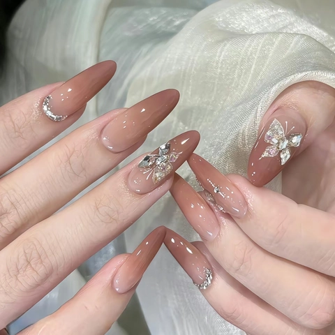 Press On Nails Long Almond Shape Butterfly Rhinestone 3D Gradient Nude Brown Artificial Fake Nails For Women Manicure