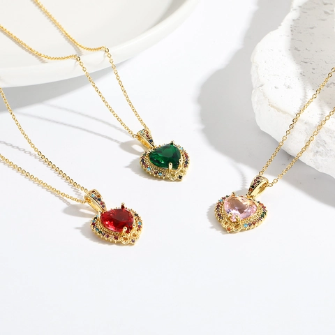 Heart Pendant Necklace 18K Gold Plated Copper Colorful Zircon Minimalist Ins Style Luxury Jewelry For Women