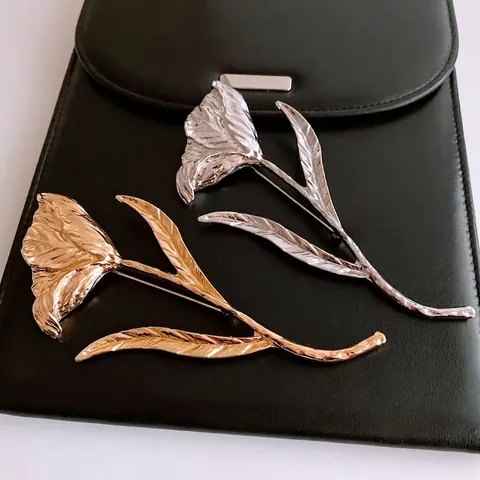 Tulip Flower Brooch Alloy Metal Vintage Elegant Floral Pin For Women Suit Coat Fashion Accessory