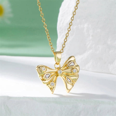 Eleganter Schleifen Anhänger Halskette 18K Vergoldeter Edelstahl Mit Funkelndem Zirkon Schlüsselbein Kette Für Damen