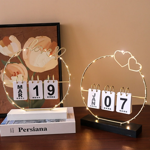 Creative Desktop Perpetual Flip Calendar Metal Iron And Wood Manual Date Display LED Light Home Office Decor Nordic