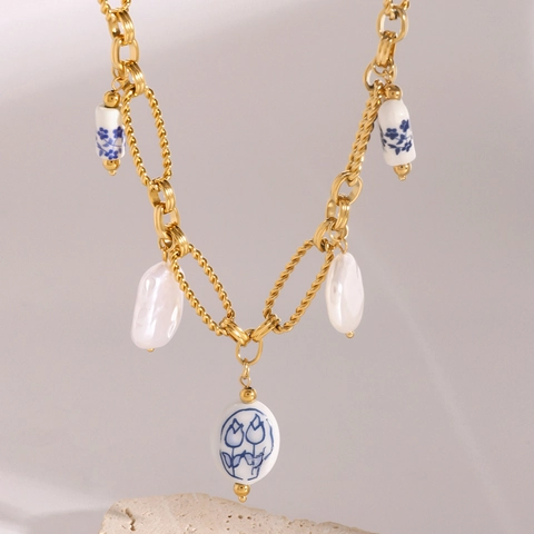 Collana Girocollo In Acciaio Inossidabile Catena Grossa Dorata Con Ciondolo Cuore In Ceramica E Perla Artificial Barocca Stile Porcellana