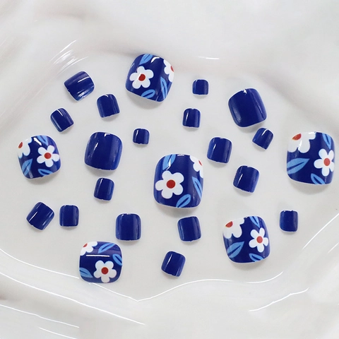 Unghie Finte Per Piedi Blu Scuro Lucide Con Motivo Di Fiori Bianchi Forma Quadrata Stile Estivo Unghie Artificiali