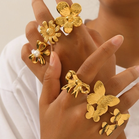 Anillo Abierto de Acero Inoxidable Vintage Chapado en Oro de 18K para Mujer Moda Mariposa Flor Margarita Lazo Perla Artificial Anillo Ajustable