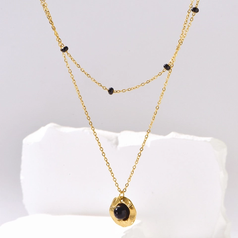 Collar de Doble Capa de Acero Inoxidable Oro para Mujer Con Perla Negra Artificial Colgante Redondo Irregular Joyería