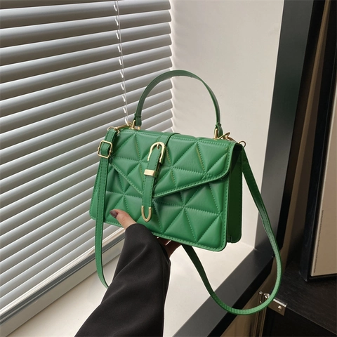 Bolso De Hombro Cruzado De Cuero PU Acolchado Triangular Diseño Niche Chic Asa Superior Hebilla Dorada Cuadrado Para Mujer
