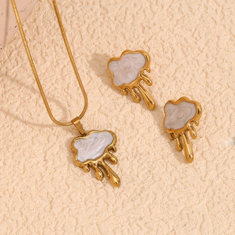 French Retro Stainless Steel Shell Cloud Tassel Pendant Necklace Stud Earrings 18K Gold Plated Fluid Metal Jewelry For Women