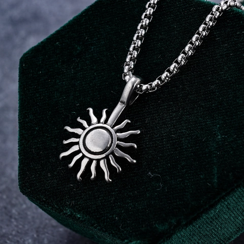 Sun God Radiant Pendant Necklace Stainless Steel Vintage Retro Sunburst Box Chain Industrial Punk Style Accessories