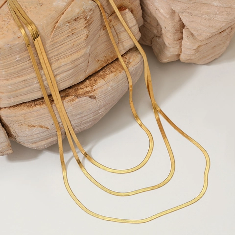Collier Chaîne Serpent Plate Multi-Couches En Acier Inoxydable Choker À Chevrons Minimaliste Pour Femmes