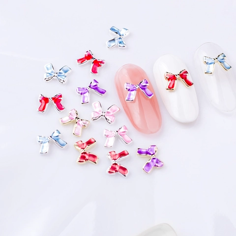 Charms Para Uñas Lazo 3D Lujo Aleación Metal Esmalte Goteo Aceite Manicura DIY Decoraciones Para Mujeres Niñas Accesorios