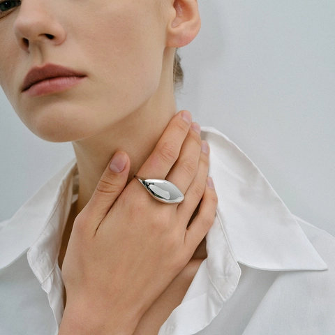 Anello Doppio Dito Minimalista Placcato Oro 18K Acciaio Inossidabile Forma Organica Regolabile Lucidato A Specchio Inalterabile